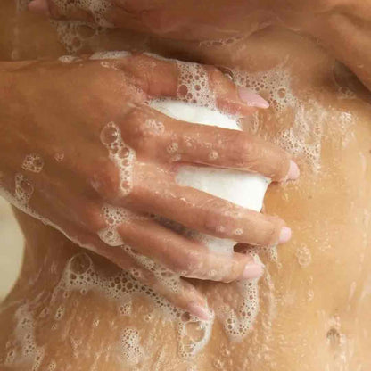 DÚO SÓLIDOS DE DUCHA -Mousse de Ducha  Solida + Exfoliante de Ducha Natural